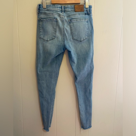 SOLD Lucky Brand Ava Crop Distressed Skinny Jeans - Picture 6 of 9